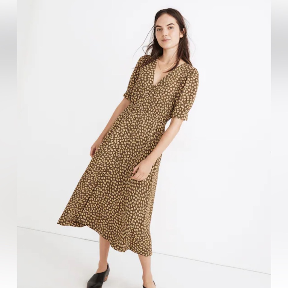 Button-Cuff Midi Dress in Woodcut Flowers